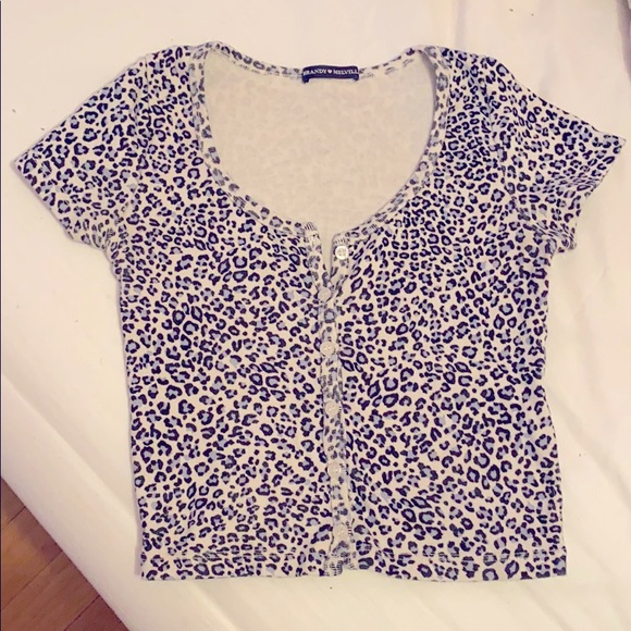 Brandy Melville cheetah print button up crop top - Picture 1 of 3